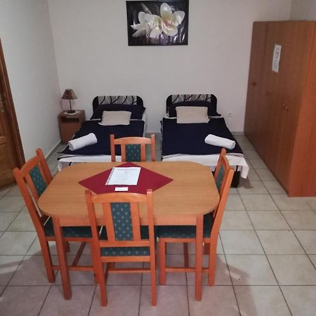 Rakoczi Panzio Hotel Debrecen Ngoại thất bức ảnh