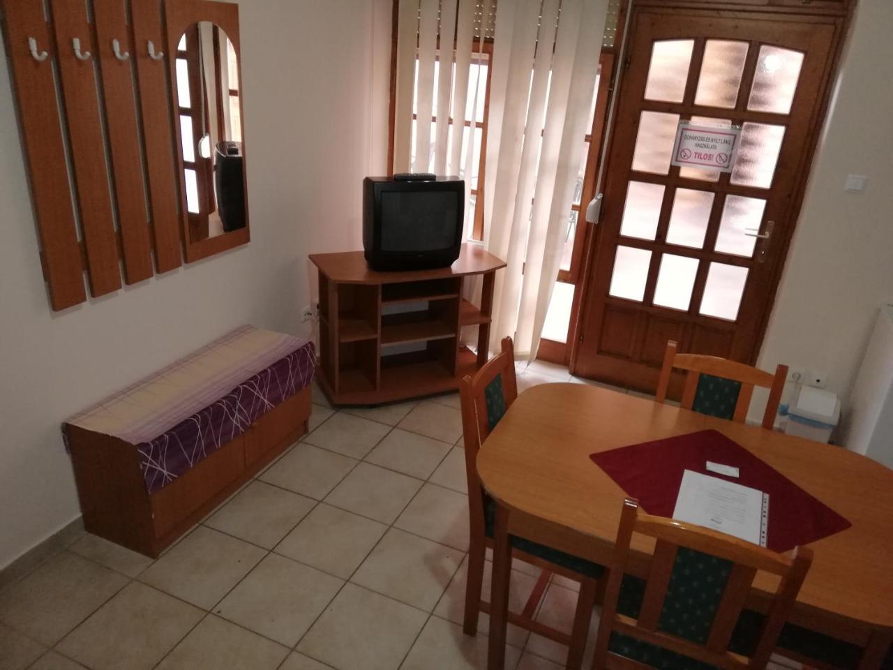 Rakoczi Panzio Hotel Debrecen Ngoại thất bức ảnh